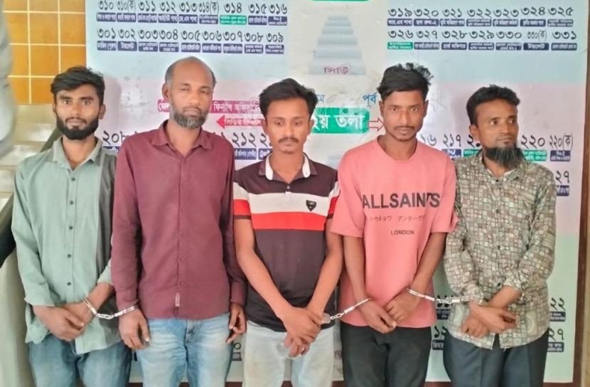 নোয়াখালীতে ৫ মাদকসেবীকে কারাদণ্ড | Amar Bangla BANGLADESH