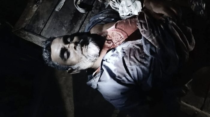 ময়মনসিংহের মুক্তাগাছা উপজেলায় অটোচালকের ওপর সন্ত্রাসী হামলা নিতহ, এলাকায় আতঙ্ক