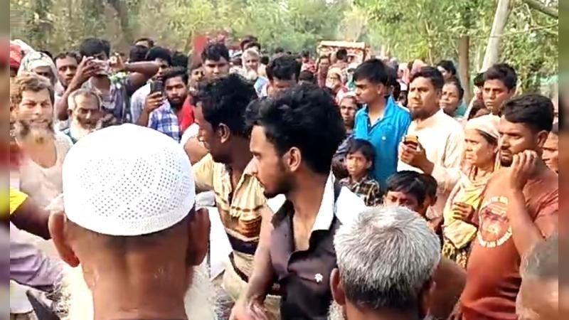 নন্দীগ্রামে ট্রাকের ধাক্কায় অটোভ্যান চালক নিহত