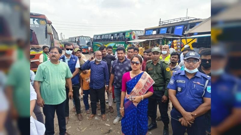 ইউএনওকে যাত্রী ভেবে অতিরিক্ত ভাড়া দাবী: ২ চালককে জড়িমানা