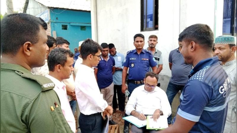 বুড়িচংয়ে ভেজাল আইসক্রিম কারখানায় অভিযান, ২৫ হাজার টাকা জরিমানা