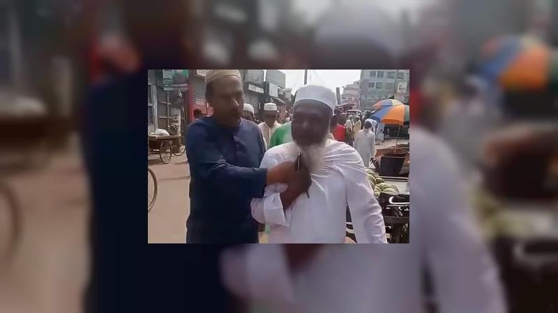 আওয়ামী লীগ নেতাকে ধরে পুলিশে দিলেন বিএনপি নেতা