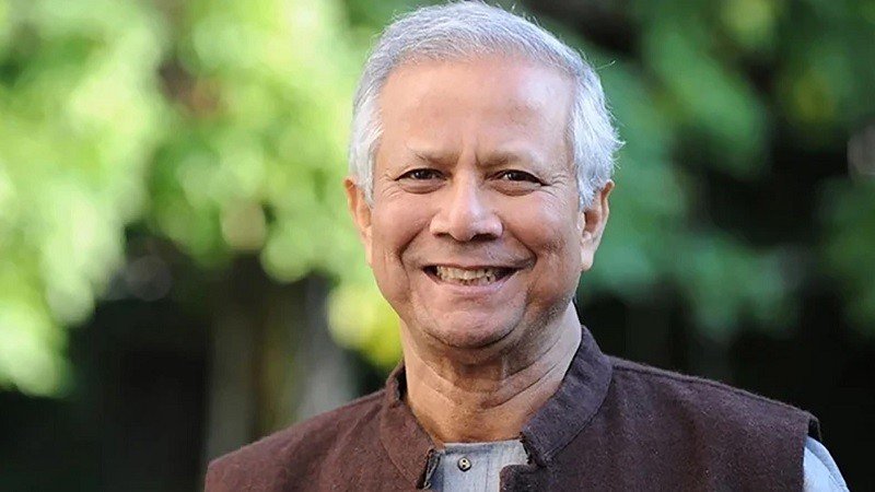 ড. ইউনূসের দেশত্যাগে নিষেধাজ্ঞা চেয়ে আইনি নোটিশ