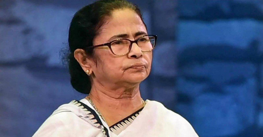 মমতা বন্দ্যোপাধ্যায়ের বিরুদ্ধে রাষ্ট্রদ্রোহিতার মামলা