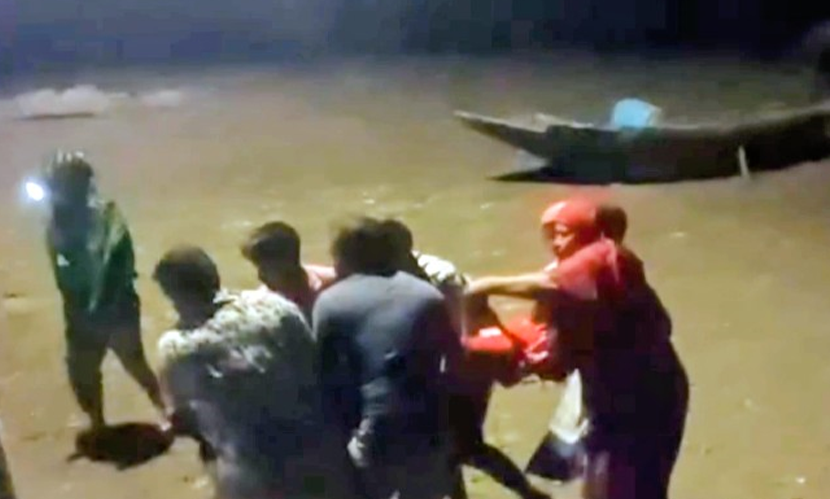 সুন্দরবনে শ্যালা নদীতে কুমিরের আক্রমণে নারী জেলে নিহত