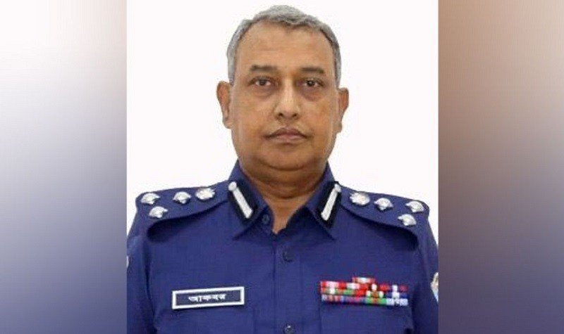 তিন দিনের মাথায় অবসরের আবেদন সিআইডি প্রধানের
