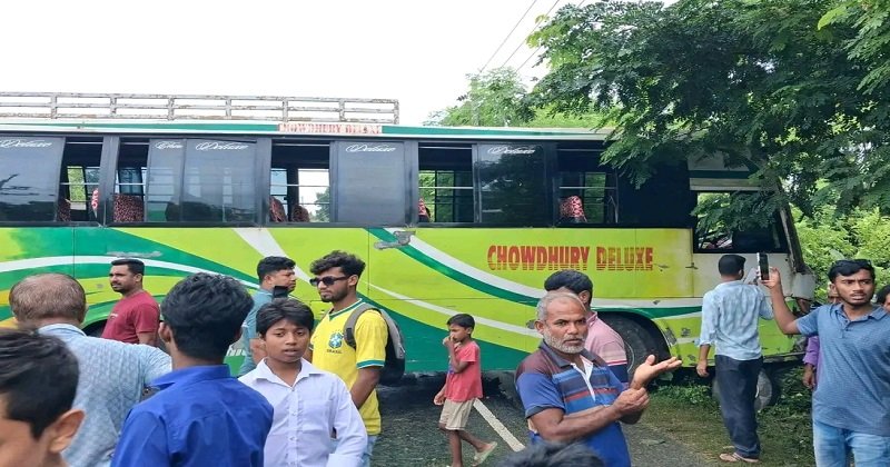 রাজবাড়ীতে।বাস পিক-আপের সংঘর্ষে নিহত এক