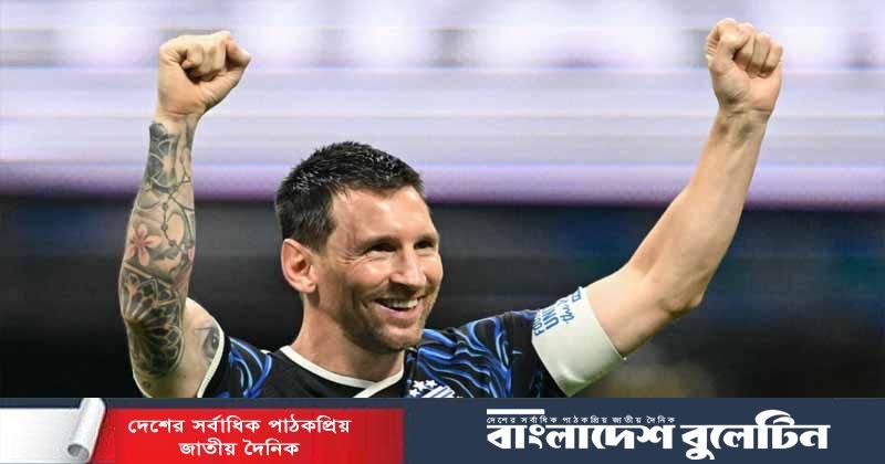 গোল্ডেন বুটের লড়াইয়ে এমবাপ্পেকে টপকে শীর্ষে মেসি