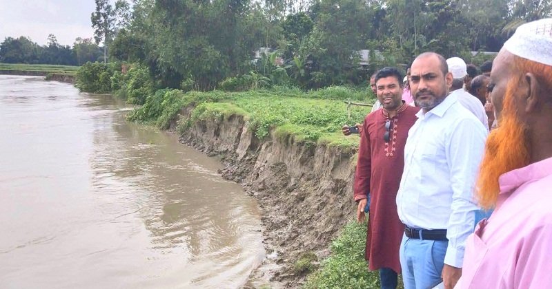 ব্রহ্মপুত্রের ভাঙনকবলিত এলাকা পরিদর্শন করলেন ইসলামপুরের ইউএনও