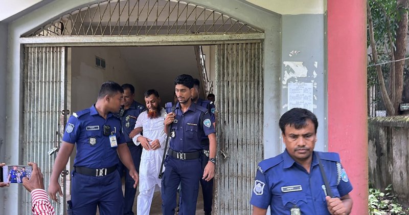 কসবায় এইচএসসি পরীক্ষায় নকল সরবরাহ করার দায়ে শিক্ষককে কারাদণ্ড