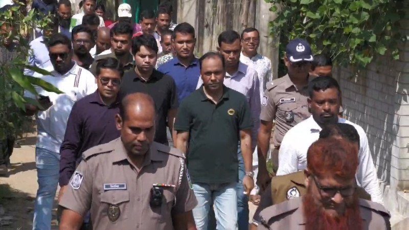 এক হাতে হিন্দু, আরেক হাতে মুসলমান, এটাই সম্প্রীতি: ডেপুটি স্পিকার