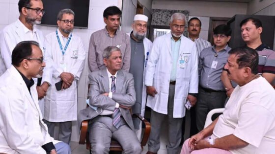 ভূমিমন্ত্রীকে হাসপাতালে দেখতে গেলেন রাষ্ট্রপতি